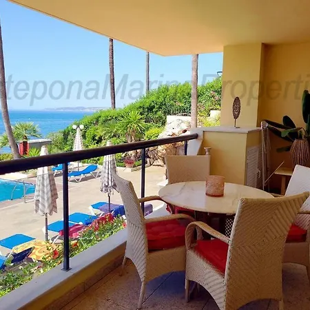 Emp 32, Southwest Facing Stylish Apartment Estepona